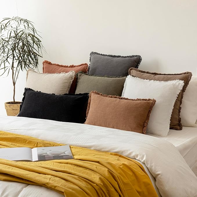 Foindtower Set of 2 Decorative Linen Fringe Throw Pillow Covers Cozy Boho Farmhouse Cushion Cover with Tassels Soft Accent Pillowcase for Couch Chair Sofa Bed Living Room Home Decor,18×18 Inch,Gray